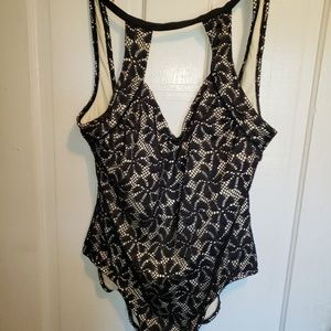 Time and Tru woman's one piece bathing suit